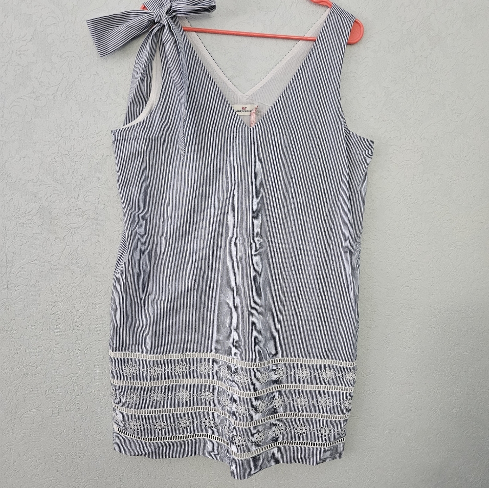 Vinyard Vines dress in Moonshine (Navy/white) pinstripe with Embelishment